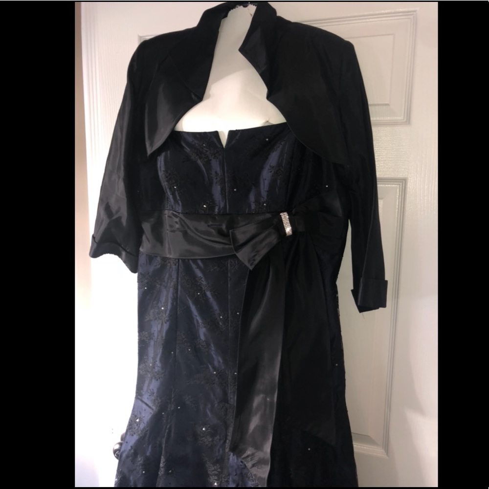 Mother of the bride/groom gown